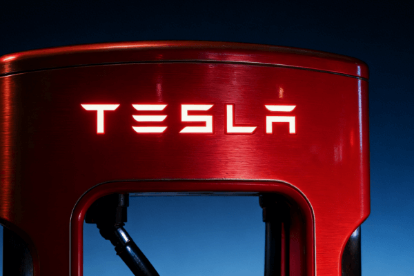 特斯拉歷史最高股價背後的三大驅動，你了解了嗎?