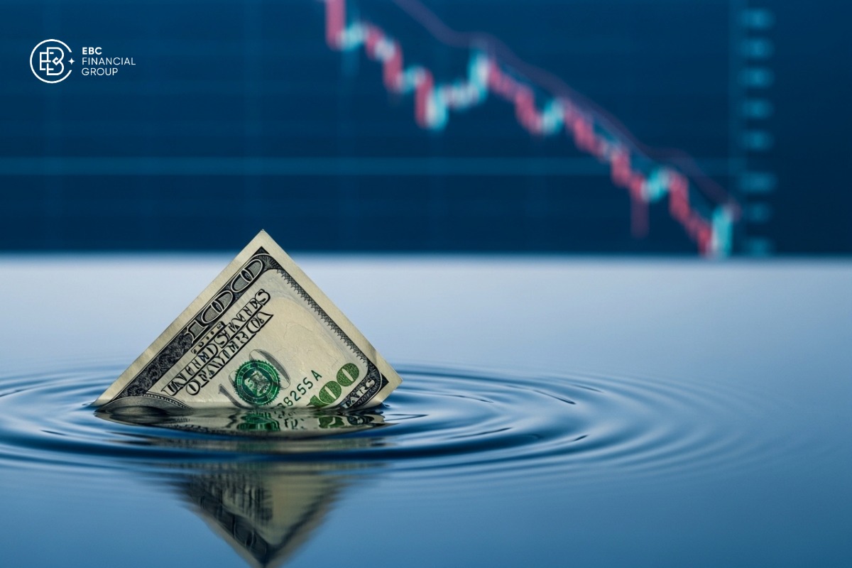 Tỷ giá USD/VND: Ngân hàng giảm, chợ đen hạ nhiệt