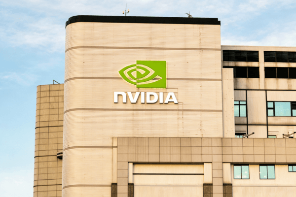 如何正確看待輝達走勢圖？真正反映的是什麼？