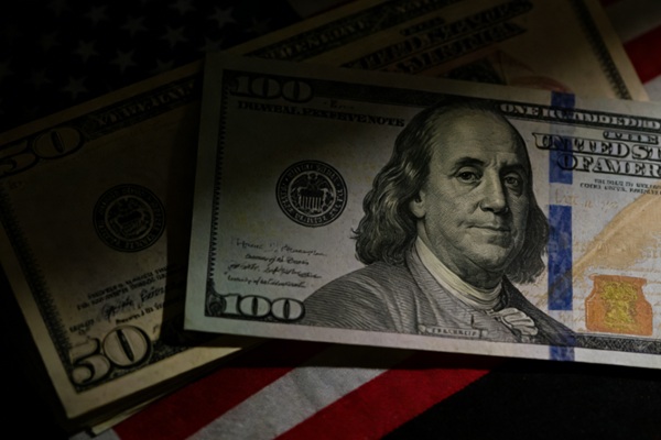 美金十年走势分析，美金走势经历了哪些波动?