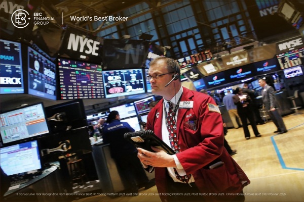 El índice Russell cae a mínimos de 30 días: ¿Alarma en Wall Street?