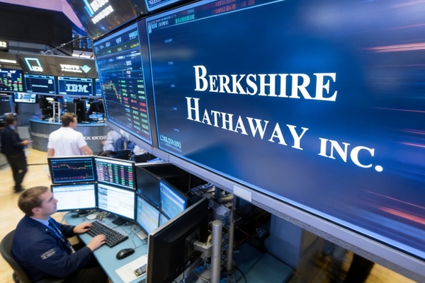 波克夏股票怎么买?巴菲特美股投资指南