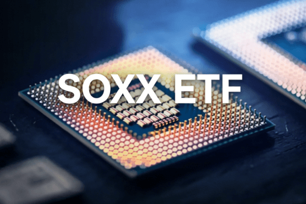 SOXX股價突破520美元，是AI驅動還是估值見頂訊號?