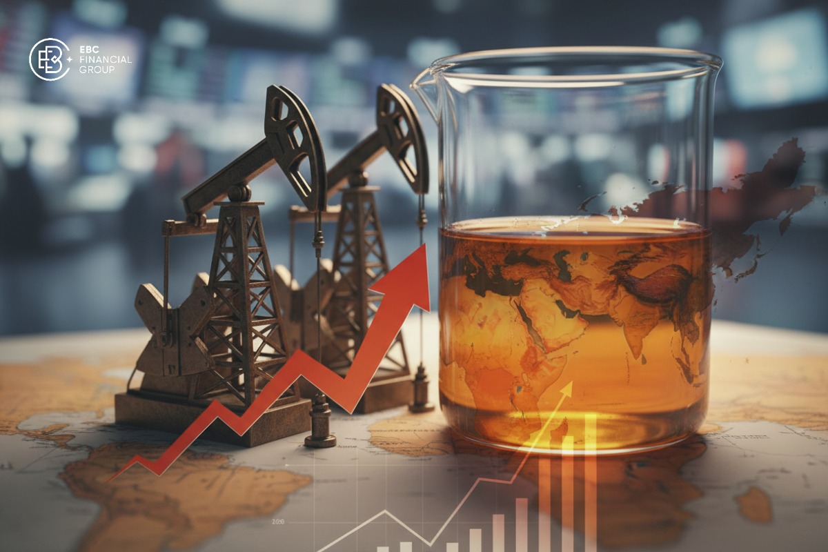 Giá dầu hôm nay: Brent, WTI tăng nhẹ khi tồn kho Mỹ giảm và rủi ro Trung Đông còn lớn