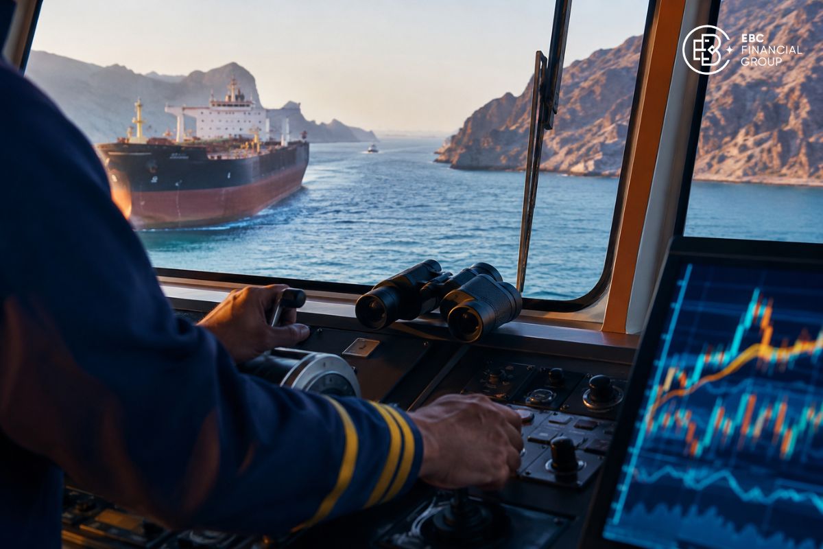 Eo biển Hormuz và cuộc tái định giá rủi ro dầu mỏ, vàng, đô la Mỹ