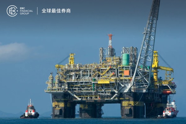 国际油价维持稳定 美国计划永久海上封锁伊朗