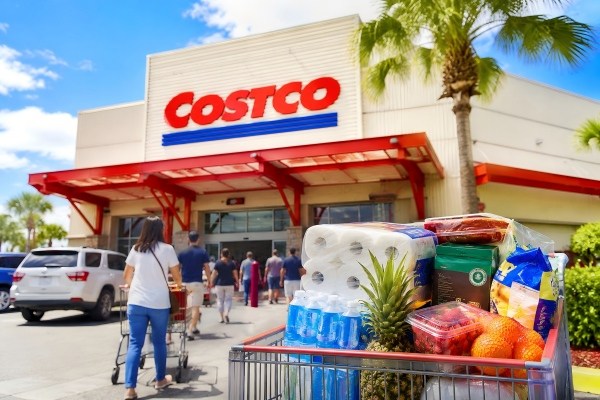コストコ株価が下落した理由?高PER・小売業界懸念・利益確定売りを徹底分析