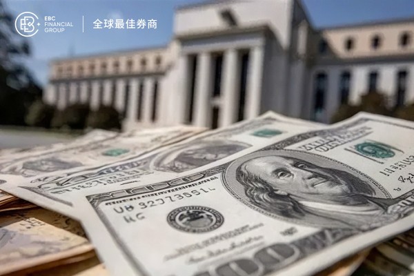 美聯儲升息押注降至五成 黃金大漲超2%